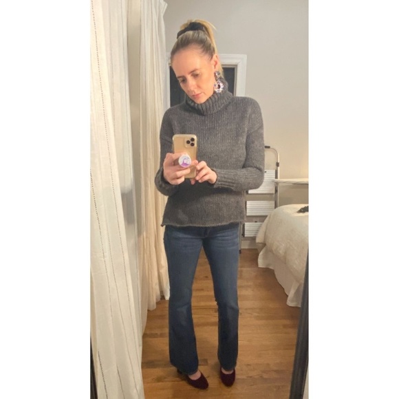 Paige Boot Cut Jean - Size 25 - Picture 3 of 4